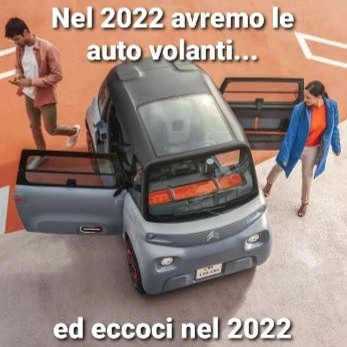 Microcar pezzenti plasticaccia degrado disgusto