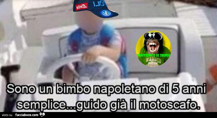 Bambino Napoletano guida motoscafo Thaimax Facciabuco