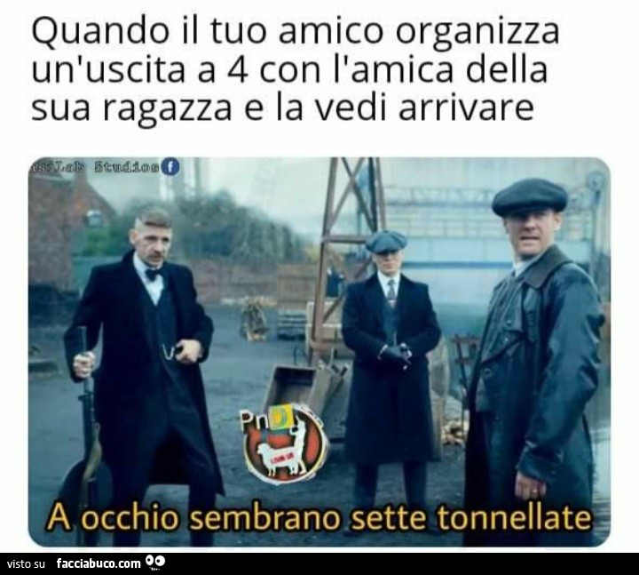 Quando il tuo amico organizza un'uscita a 4 con l'amica
