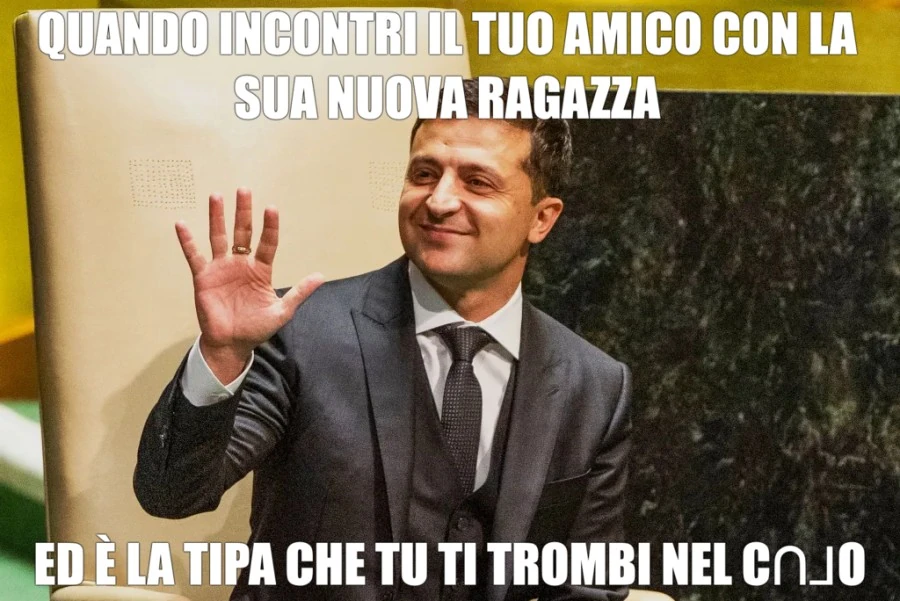 QUANDO INCONTRI IL TUO AMICO CON LA SUA NUOVA RAGAZZA ED È LA TIPA CHE TU TI TROMBI NEL CULO