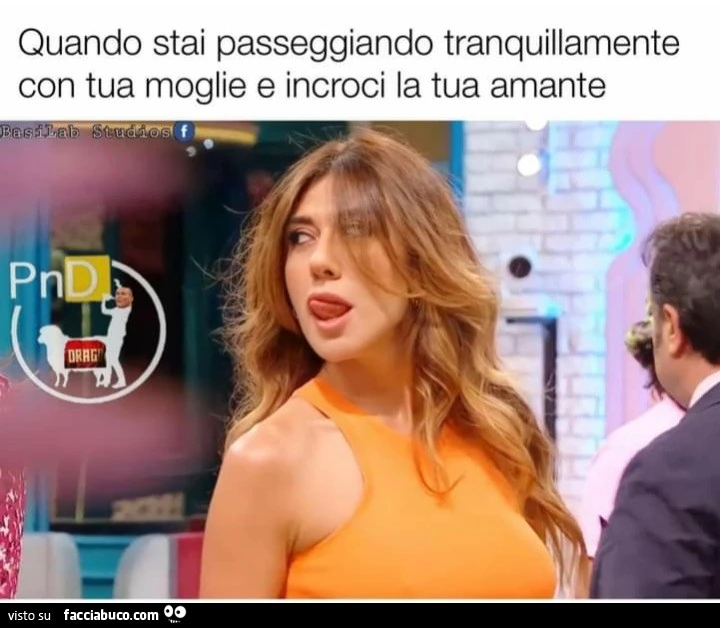 Quando stai passeggiando tranquillamente con tua moglie