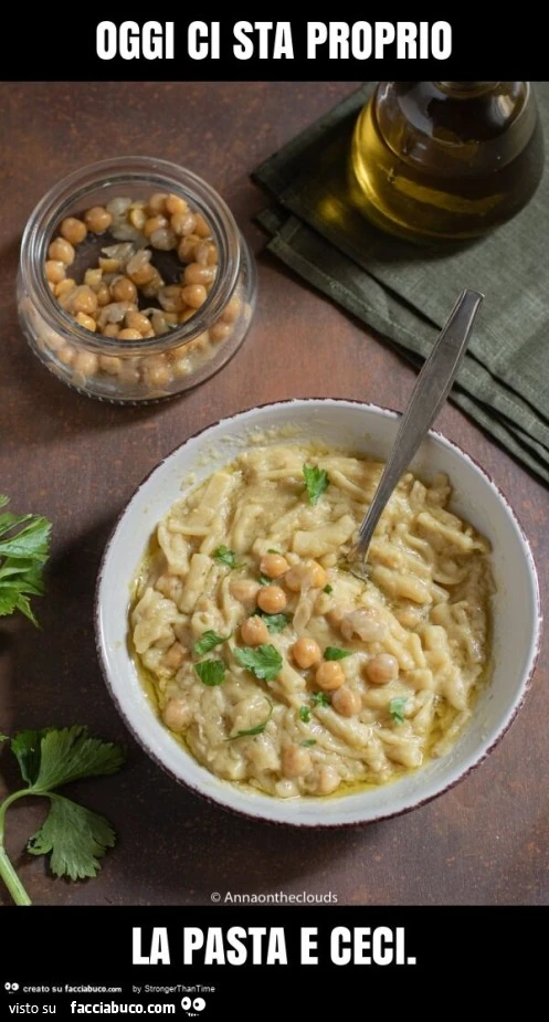 Oggi ci sta proprio la pasta e ceci